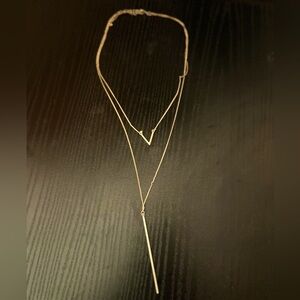 Gold double necklace V and bar pendant